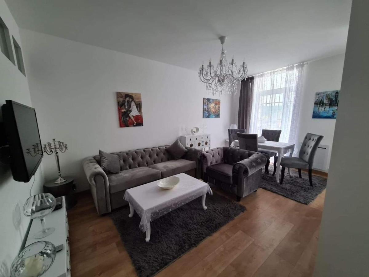Selenite Appartement Terrasson Buitenkant foto